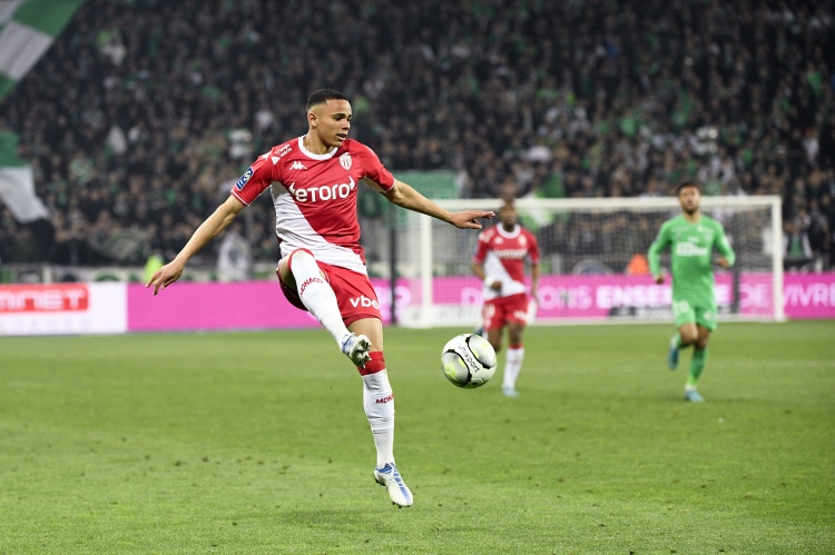 皇冠体育-每报：德科接触摩纳哥双卫万德森与卡约-恩里克经纪人展开谈判