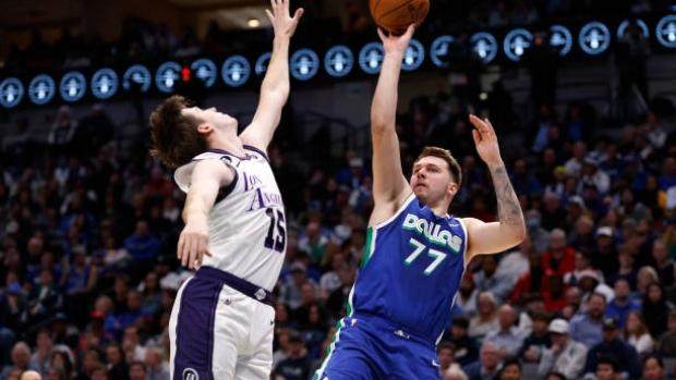 1672058893402006550.jpg luka-doncic-austin-reaves.jpg